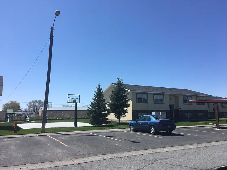 270 Carol Dr #1 — Photo 18