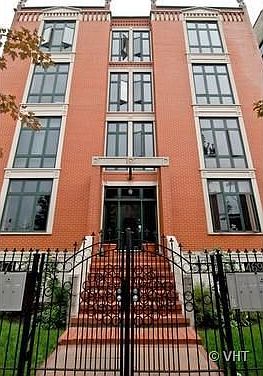 1st image of 469 N Green St Unit 4