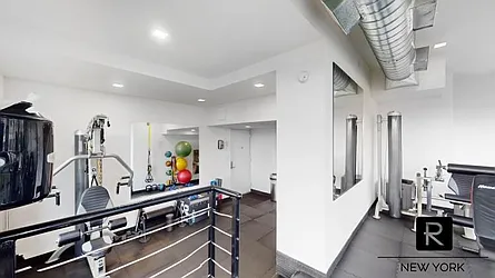 Rented by R New York