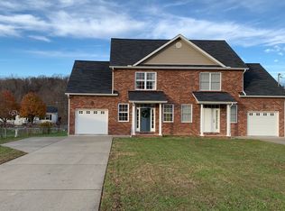114 Clubview Dr, South Charleston, WV