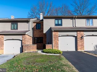 204 Camsten Ct, Chesterbrook, PA 19087