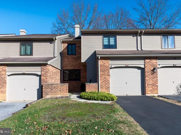 204 Camsten Ct, Chesterbrook, PA 19087