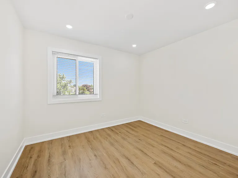 10217 Dearlove Rd #301 — Photo 13