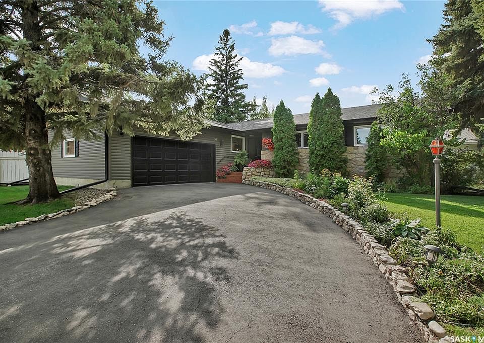 1st image of 30 Yale CRESCENT