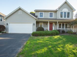 3111 Secretariat Dr, Aurora, IL 60502