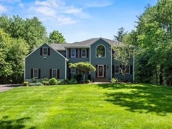 490 East St, West Bridgewater, MA 02379