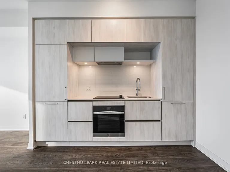 2 David Eyer Rd #1221 — Photo 4