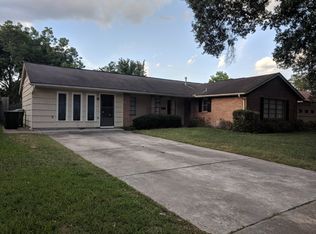 8034 Ridgeview Dr, Houston, TX 77055