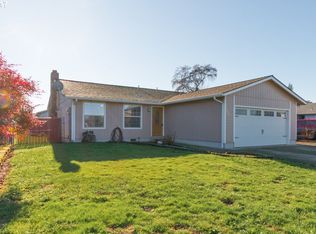 1089 Walker Rd, Lebanon, OR 97355