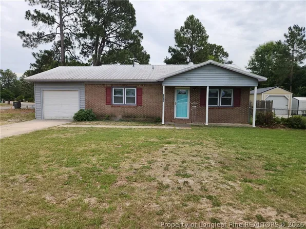 6301 Bretton Woods Dr, Hope Mills, NC 28348