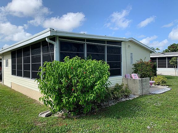 5th image of 11769 S Carolina Dr