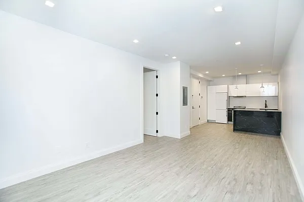 Rented by Bohemia Realty Group | media 2