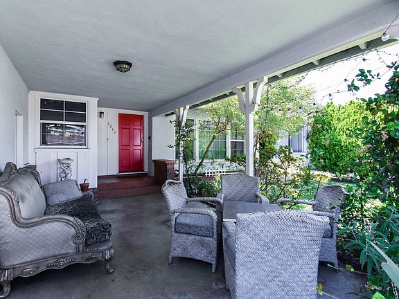 3rd image of 6849 Vanscoy Ave
