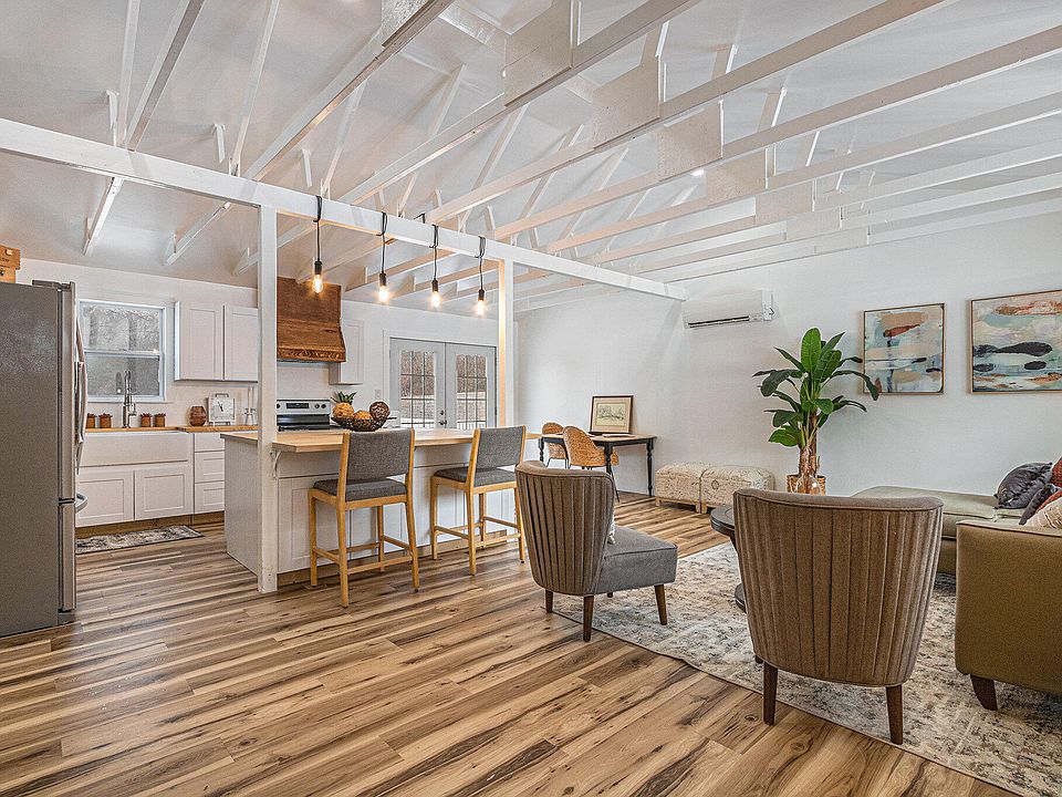 2704 Hillandale Rd, Sodus, MI 49126 Zillow