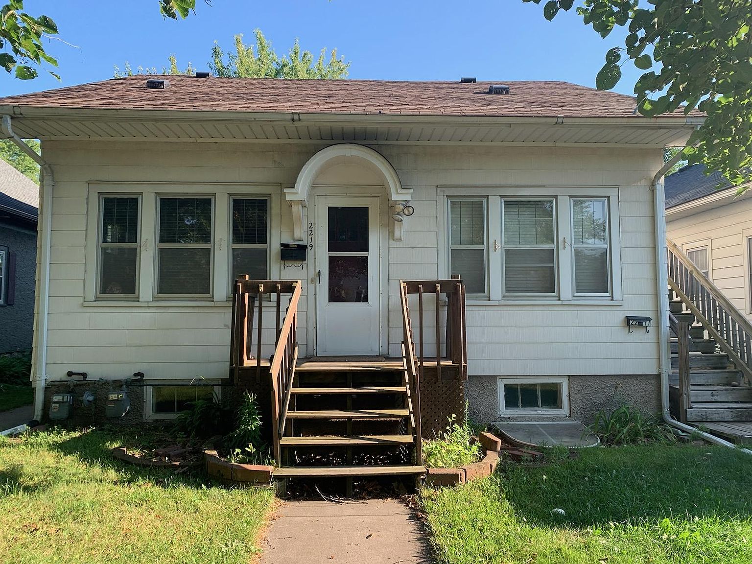 2219 Market St, La Crosse, WI 54601 Zillow