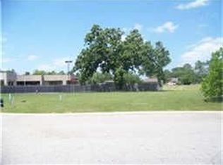 105 Friendswood Cir, Fairfield, TX 75840