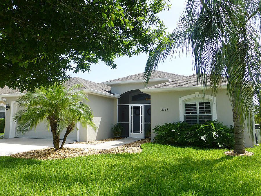 1st image of 2345 NW Tulip Way