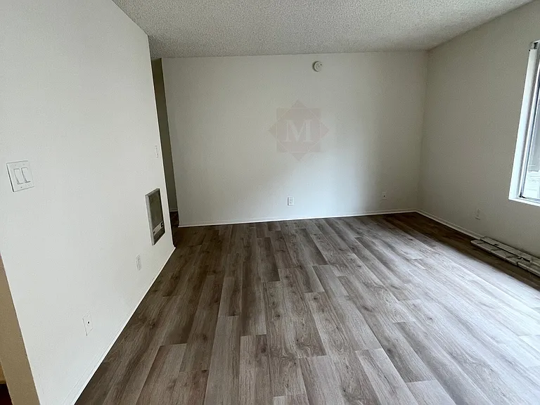 442 Ellwood Beach Dr #5 — Photo 5