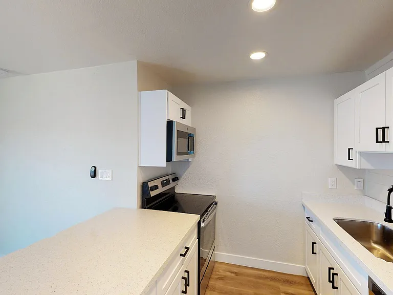 1712-1724 E Ocotillo Rd — Photo 10