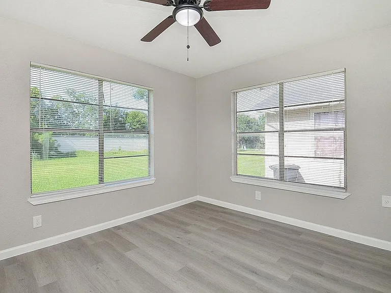 6010 Collingsworth St #2 — Photo 14