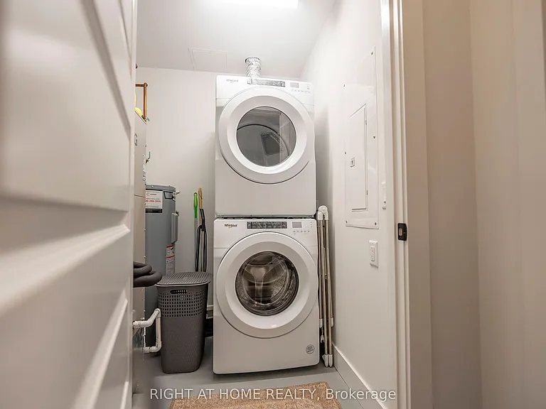 1000 Lackner Pl E #302 — Photo 13