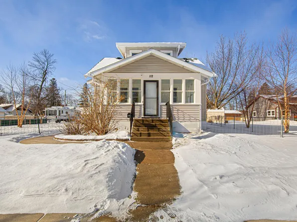 112 5th St SE, Montgomery, MN 56069