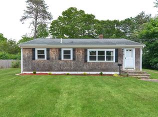 5 Wall St, Bourne, MA 02532