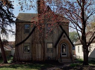 2082 Juno Ave, Saint Paul, MN 55116
