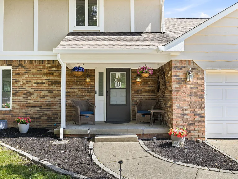 1720 Ridge Hill Ln #1 — Photo 33