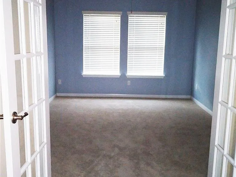 348 Stone View Trl — Photo 17