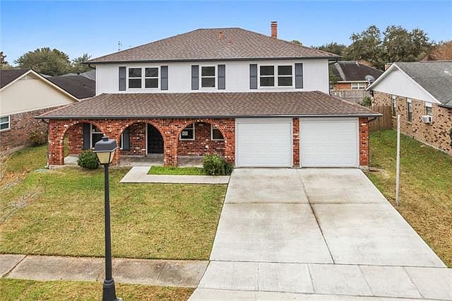 1st image of 721 Champagne Dr