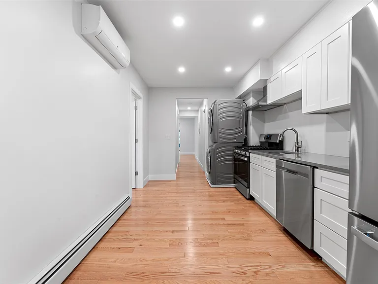 46 North St #4 — Photo 14