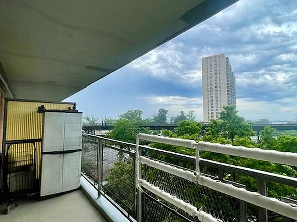 2940 W 5th St APT 5H, Brooklyn, NY 11224