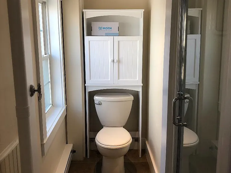 13 Lowe St #2 — Photo 10