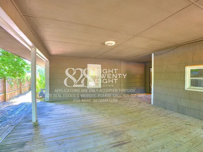 401 E Kerr Dr — Photo 31