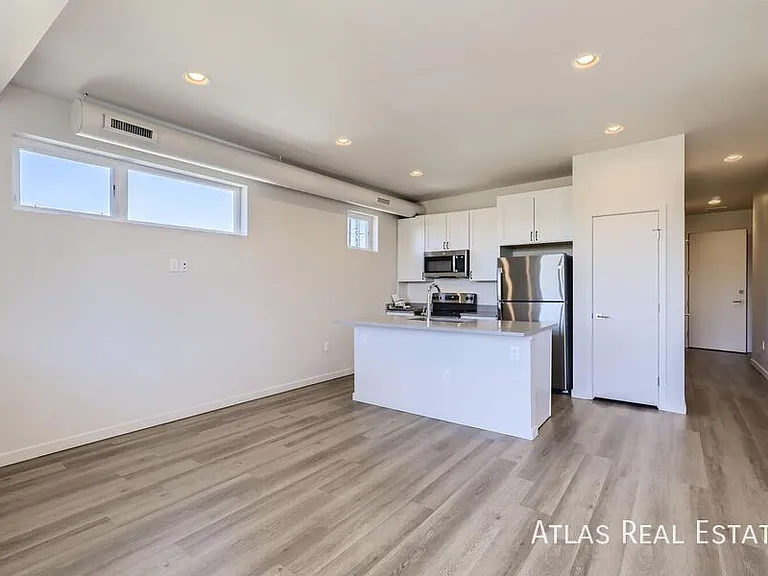 3830 N Olive St #204 — Photo 14