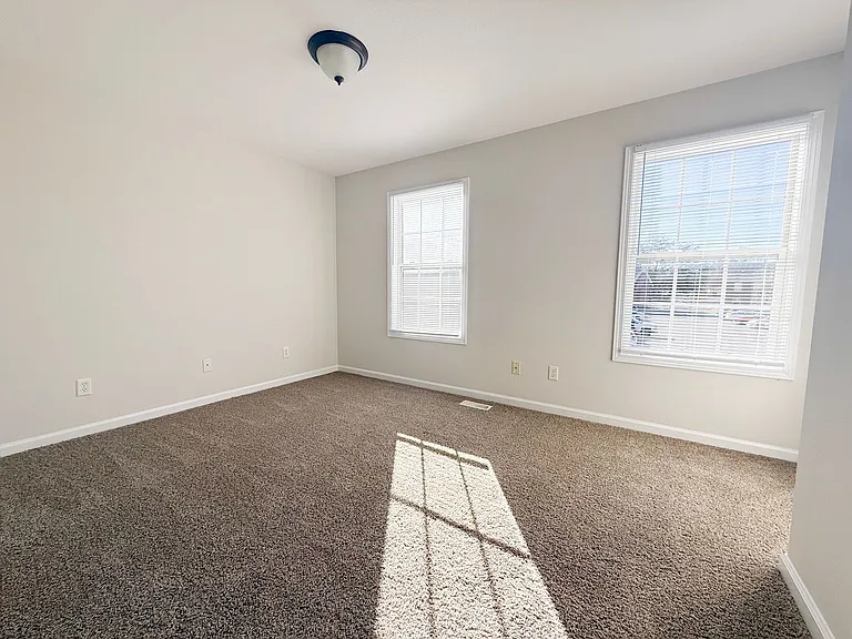 150 Alcorn St — Photo 14