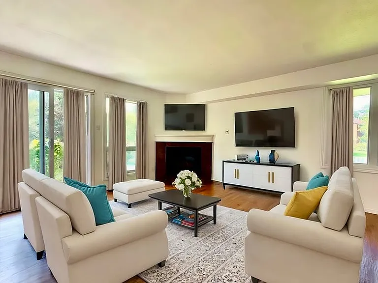 1120 Gablefield Point — Photo 7