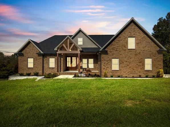 2767 Sawgrass Cir, Madisonville, KY 42431