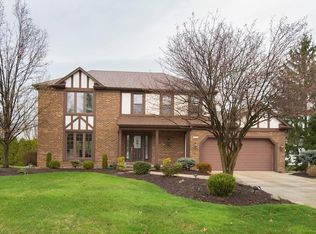 23120 Kingsbrooke Ln, Westlake, OH