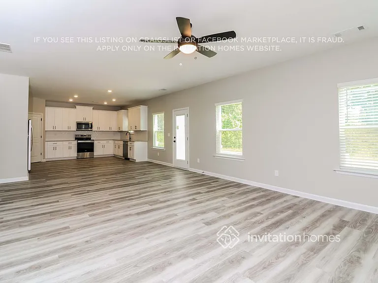 3755 Saddle Bag Ct — Photo 11