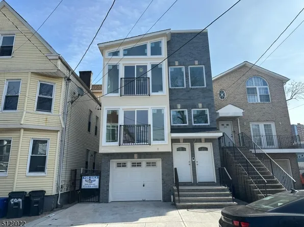 207 4th Street, Newark City, NJ 07107