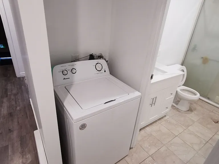 1546 Jane St #2 — Photo 12
