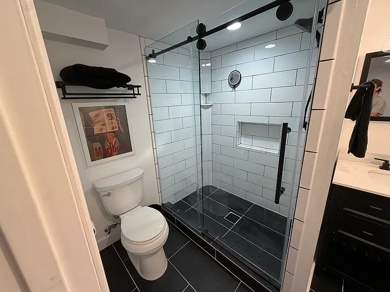 5932 Edgehill Ct — Photo 17