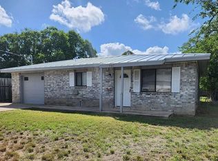 907 Barry Dr, Kerrville, TX 78028