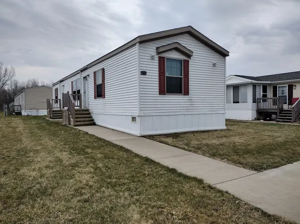 122 Cherry Hl, Flint, MI 48504