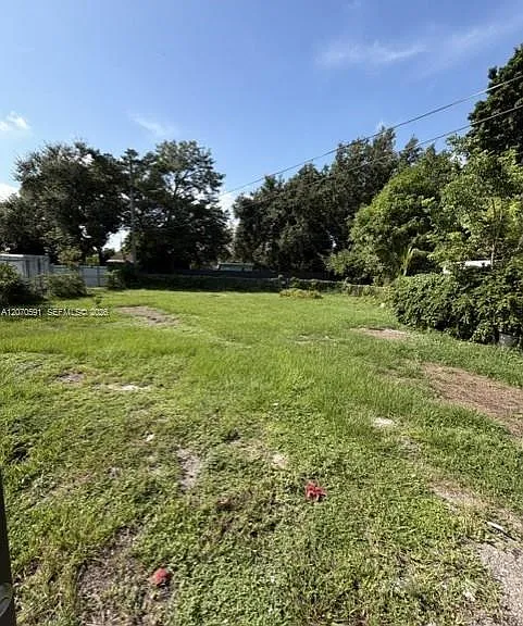 550 NW 131st St — Photo 5
