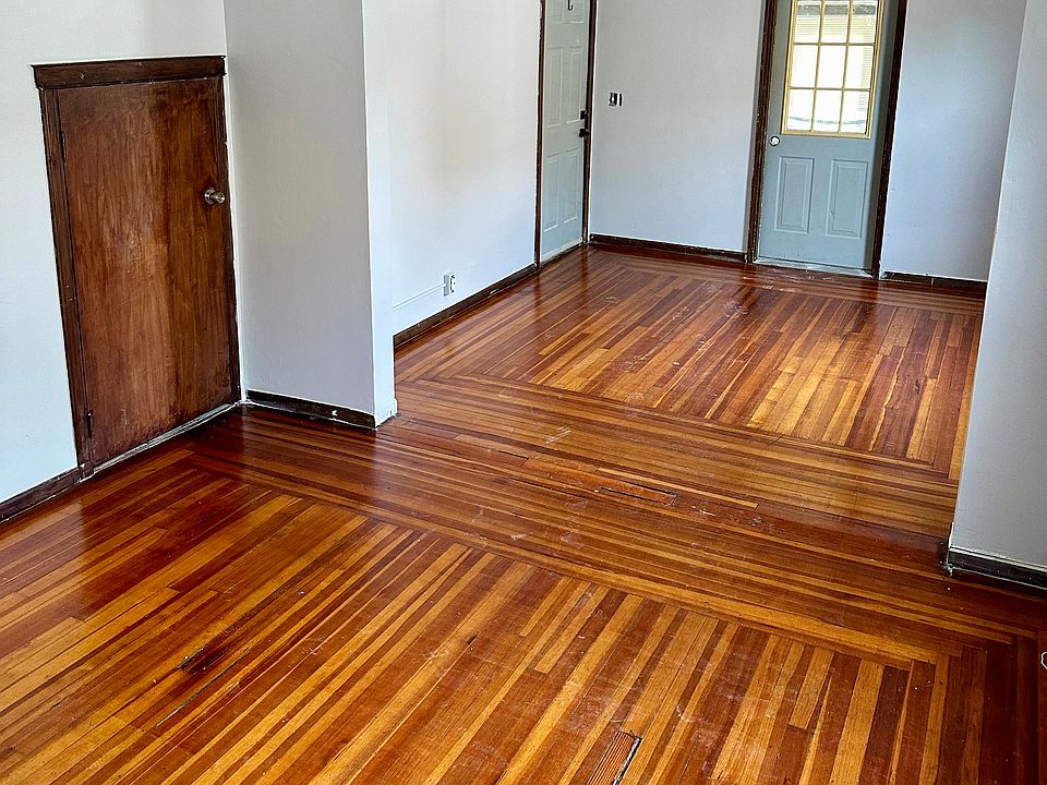 Living room & Dinning room