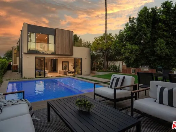 4939 Petit Ave, Encino, CA 91436