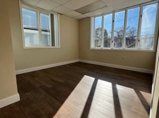 733 Douglas Ave FLOOR 6-2, Providence, RI 02908